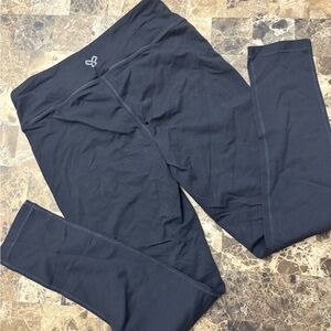 TNA Classic Black Leggings medium